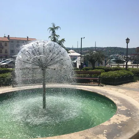 Svetilnik * Izola